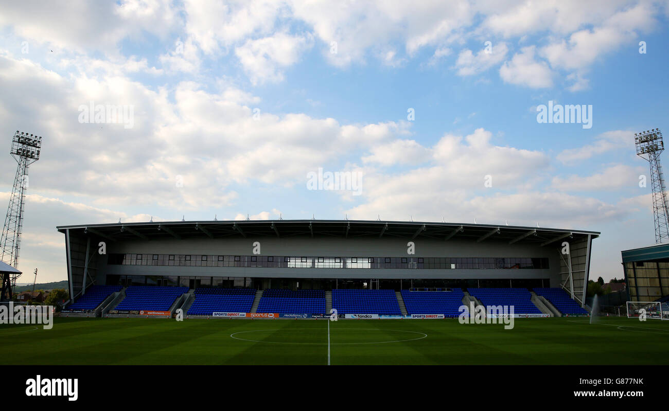 Soccer - Capital One Cup - First Round - Oldham Athletic v Middlesbrough - SportsDirect.com Park Stock Photo
