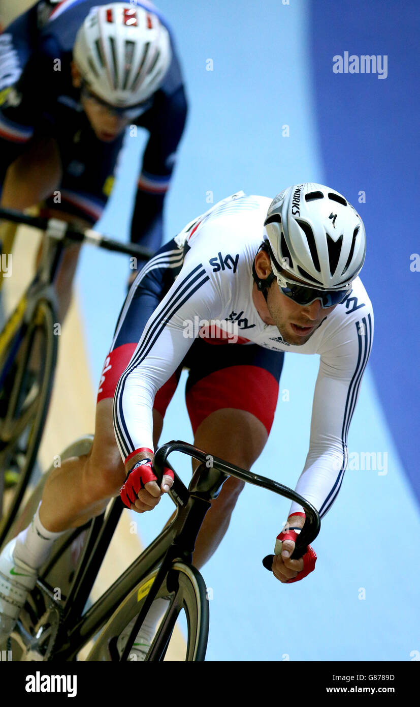 Great Britain's Mark Cavendish rides in the Mens Omnium Points Race during day three of the Revolution Series at Derby Arena. Stock Photo