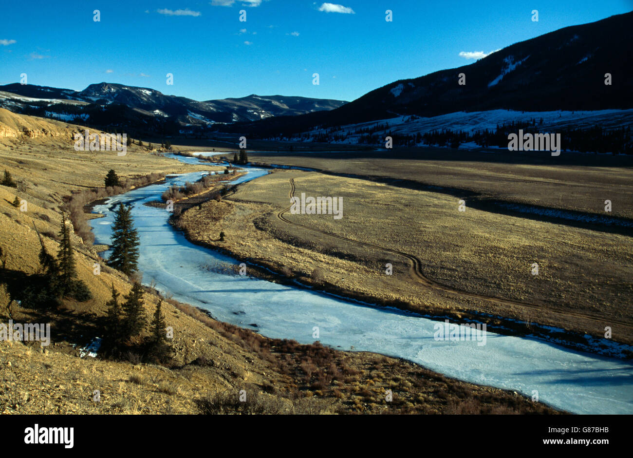 Colorado USA Rio Grande River Frozen Between South Fork And Creede Mineral City Stock Photo