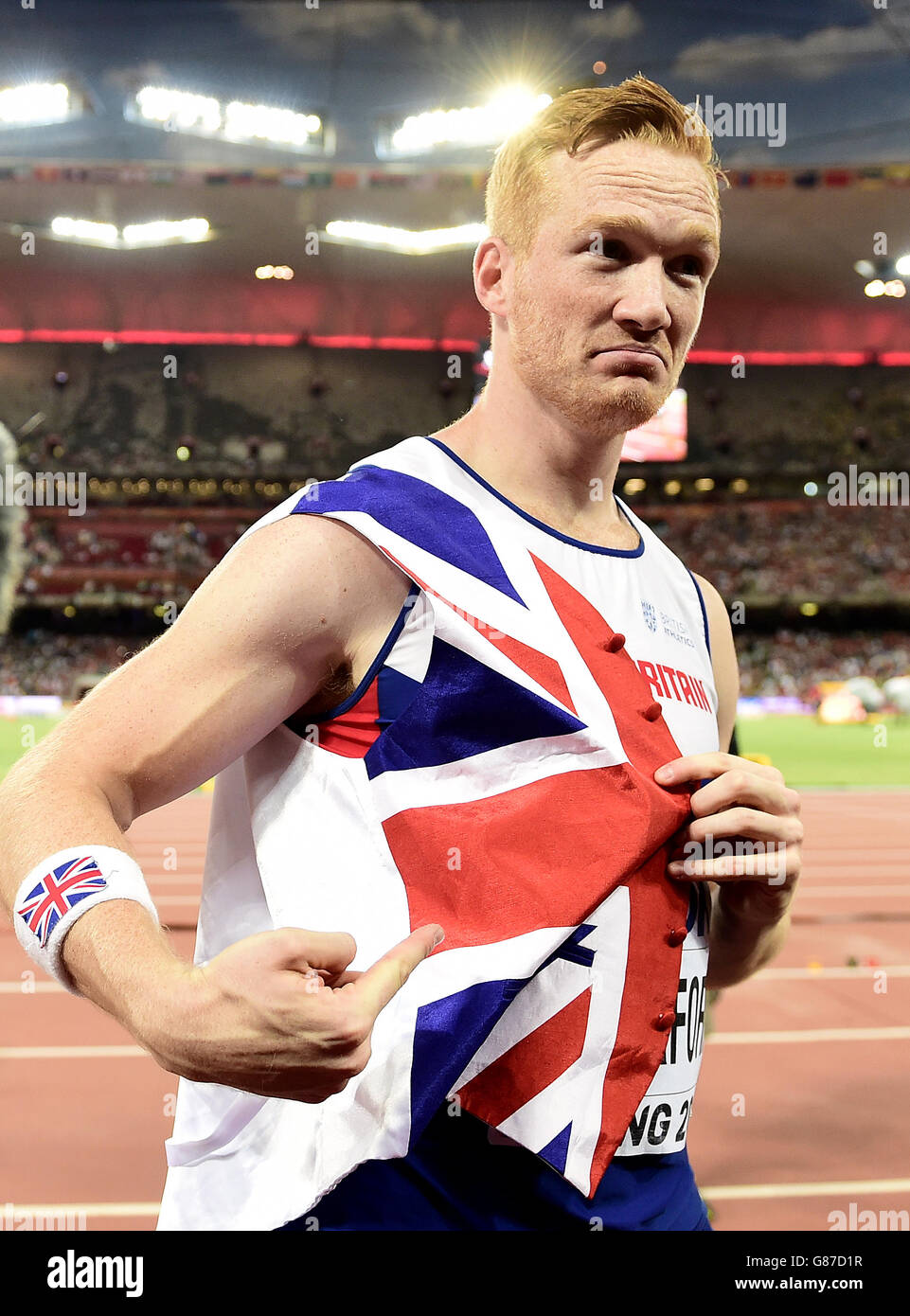 Greg Rutherford Podium Great Britain's Greg Rutherford celebrates winning gold in the long ...
