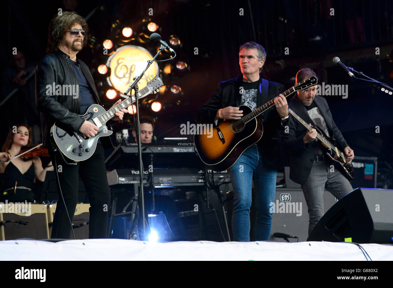 Jeff Lynne from band Electric Light Orchestra performs at the Glastonbury music festival Stock Photo