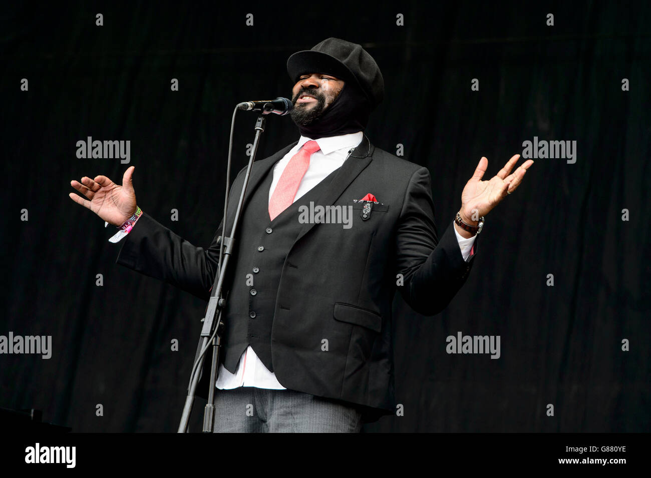 Gregory Porter performs at the Glastonbury music festival Stock Photo