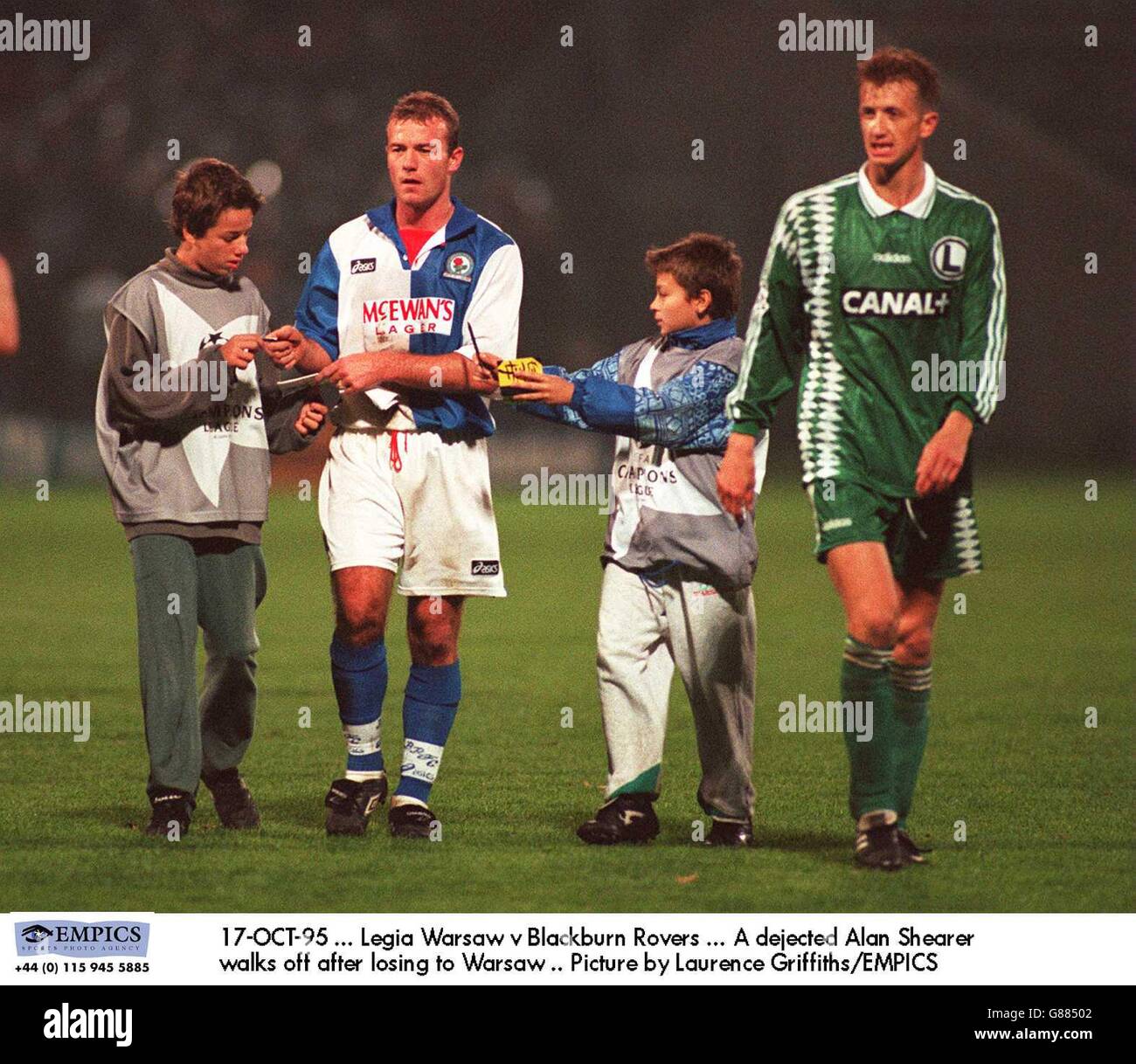 17-OCT-95, Legia Warsaw v Blackburn Rovers, A dejected Alan Shearer walks off after losing to Warsaw .. Picture by Laurence Griffiths/EMPICS Stock Photo