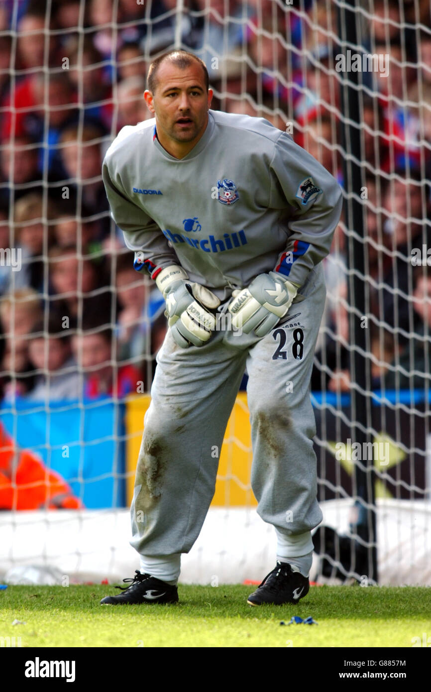 Crystal Palace cult hero Gabor Kiraly could become oldest player