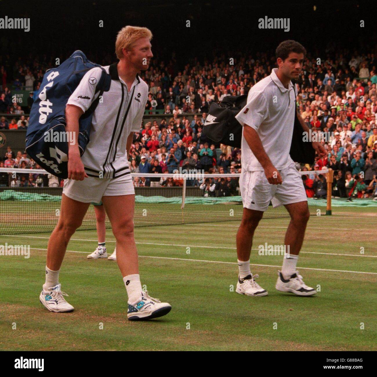 Wimbledon, Boris Becker v Pete Sampras (Becker's last match at Wimbledon).  Boris Becker (L) and Pete Sampras (R Stock Photo - Alamy