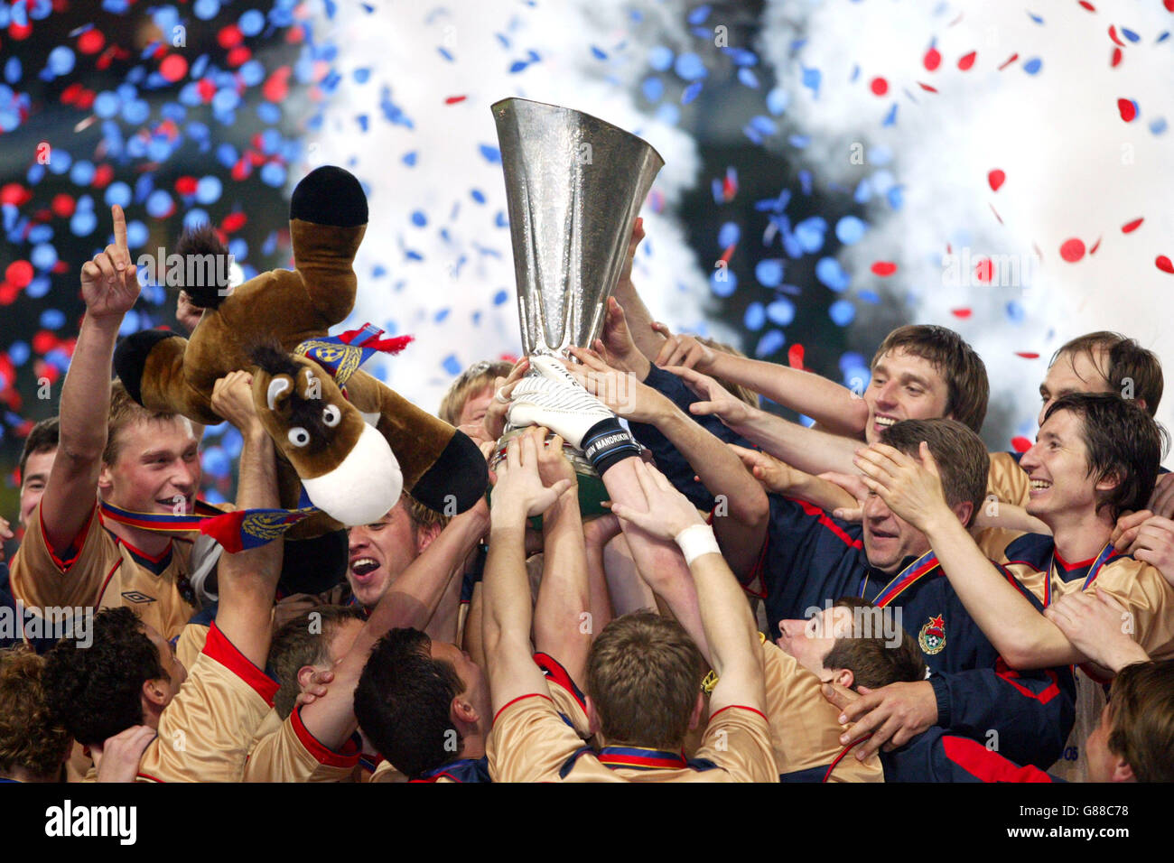 Team group trophy cup football hires stock photography and images Alamy