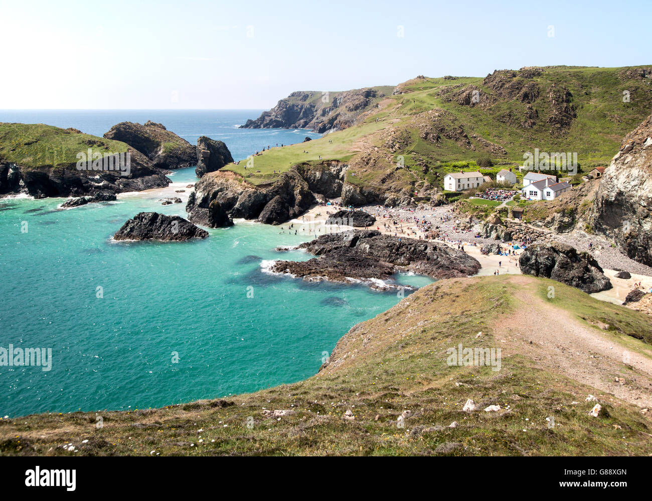 Coastal scenery, Kynance Cove, Lizard peninsula, Cornwall, England, UK ...