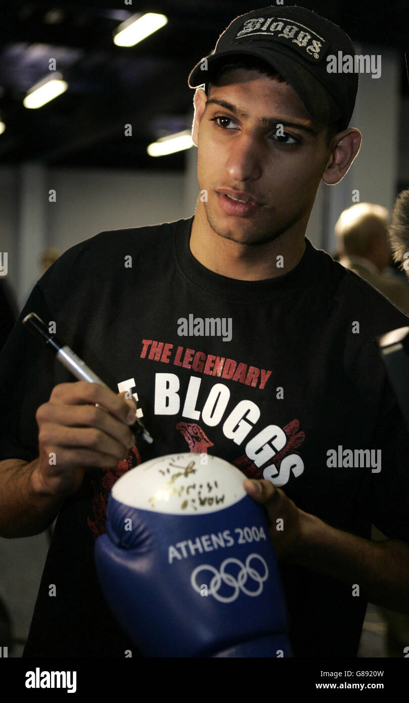 reebok amir khan