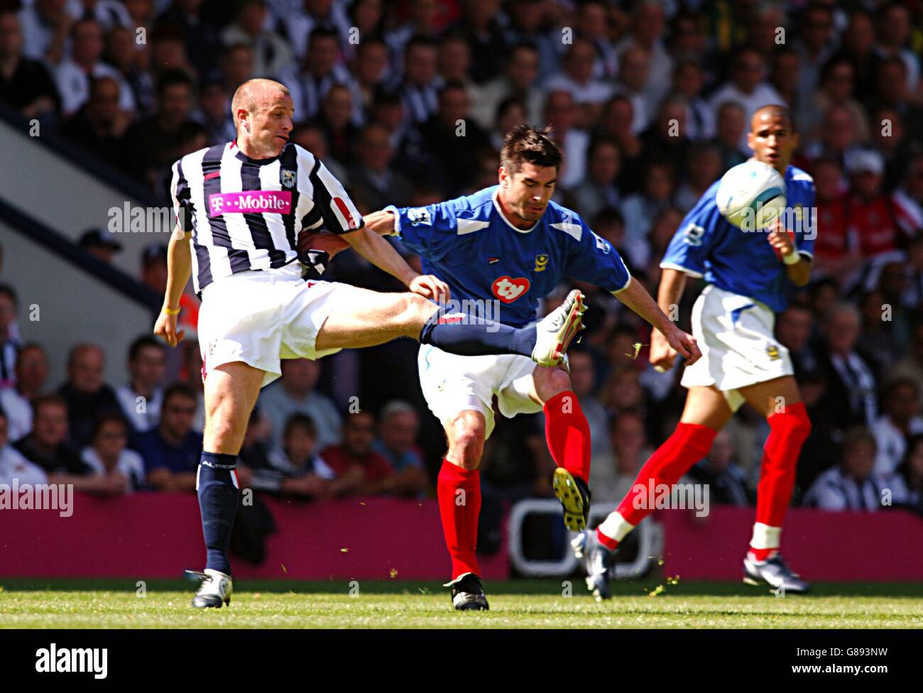 Soccer - FA Barclays Premiership - West Bromwich Albion v Portsmouth - The Hawthorns Stock Photo