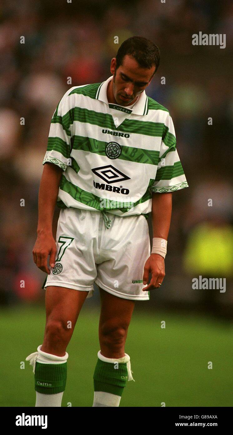Paolo di canio glasgow celtic fc hi-res stock photography and