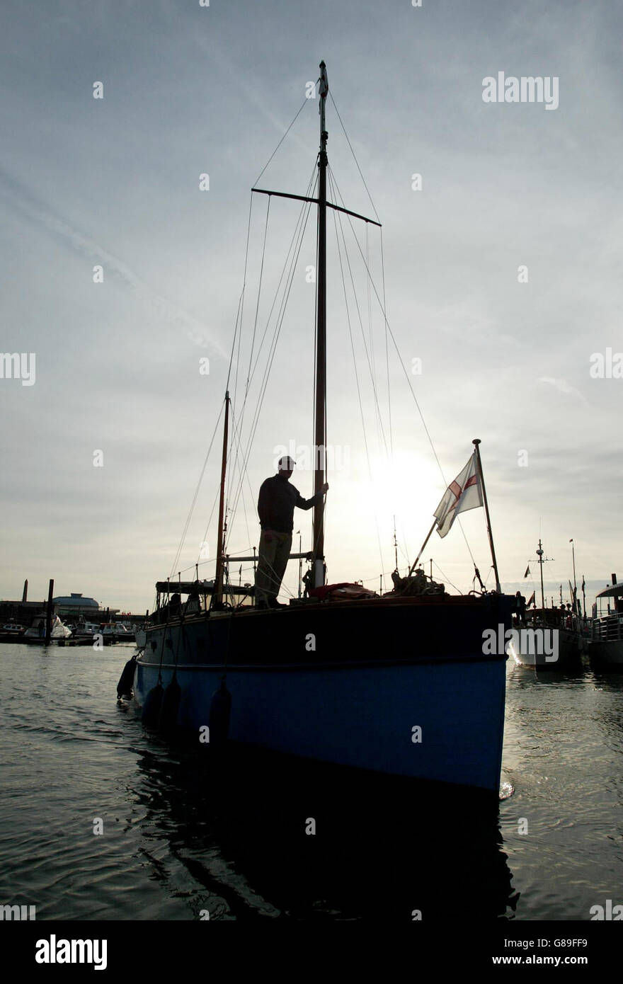 Little Ships leave Ramsgate in Kent to set sail across the English ...