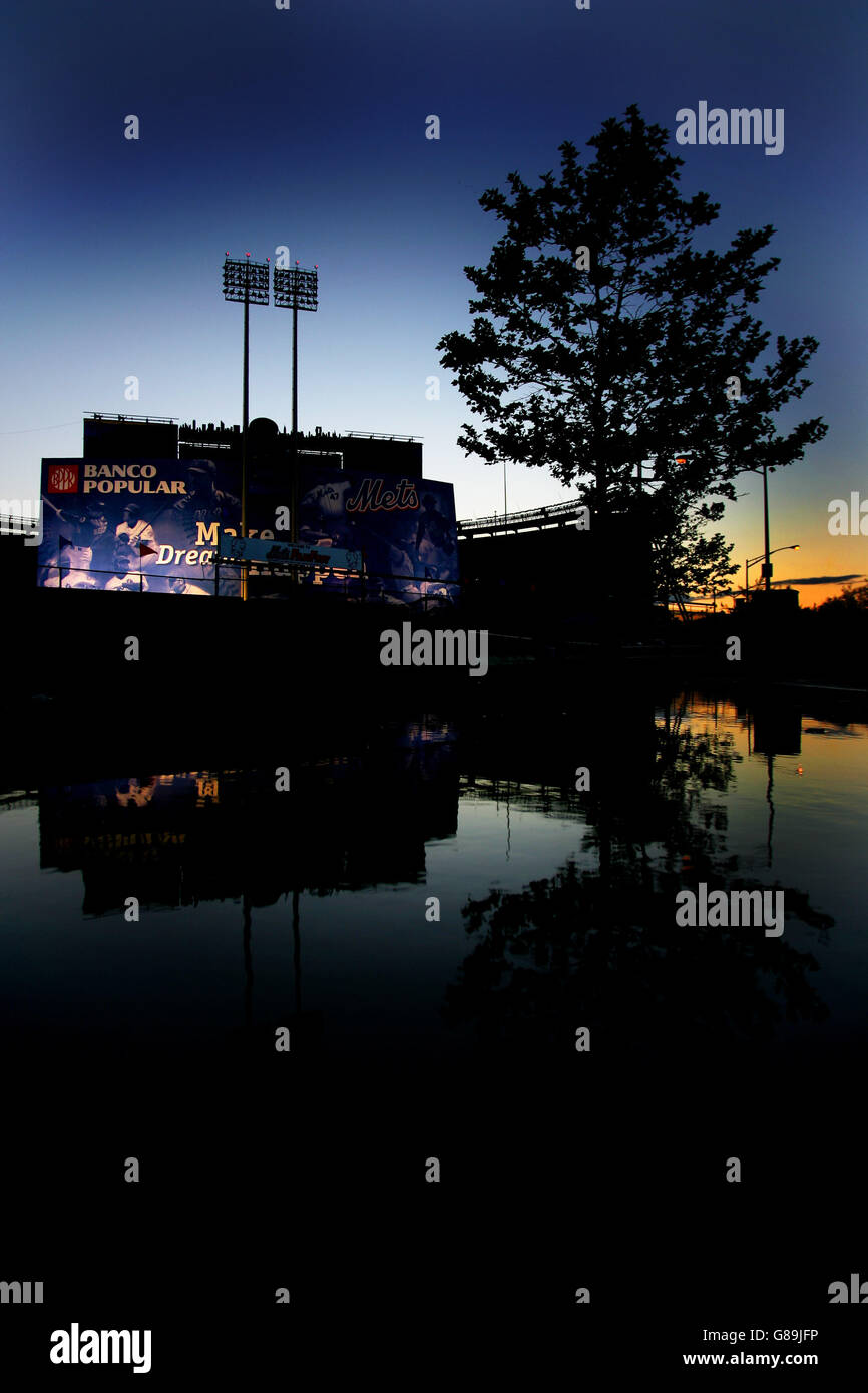 Shea stadium hi-res stock photography and images - Page 29 - Alamy