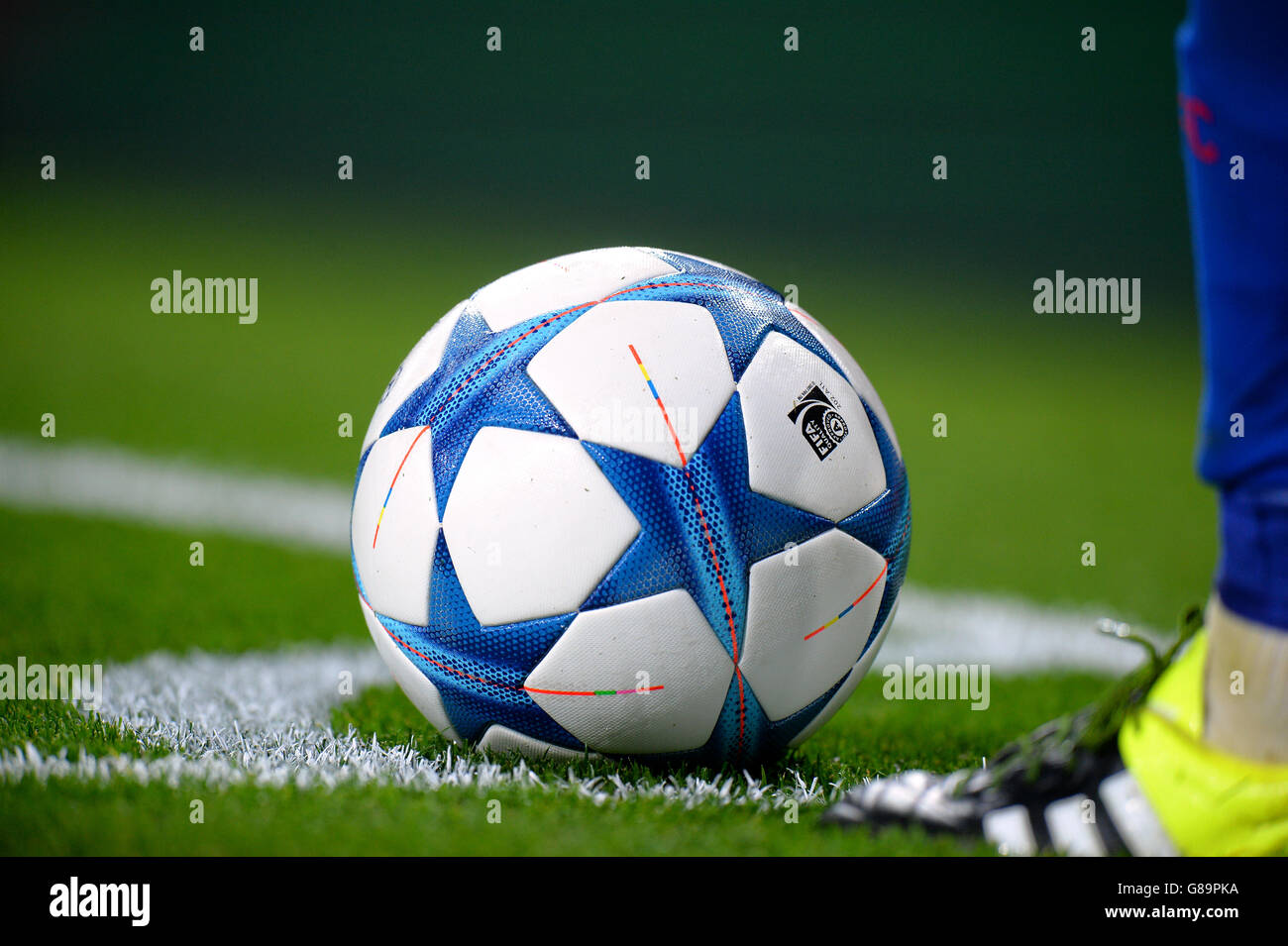 adidas UEFA Champions League Winter Pro Match Ball (Size 5) 2023-2024