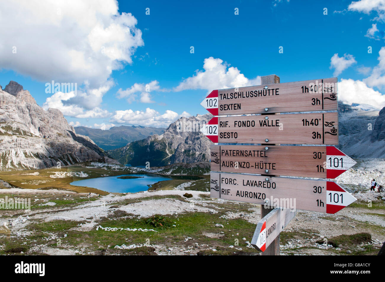 Sign-post at Forcella di Toblìn, Alta Pusteria, Dolomites, South Tyrol, Italy, Europe Stock Photo