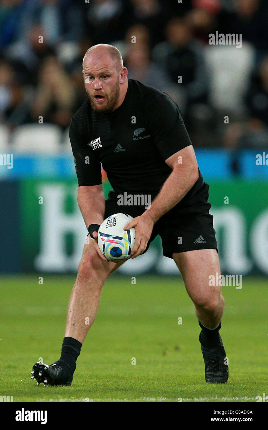 New Zealand's Ben Franks during the Rugby World Cup match at the Olympic Stadium, London. PRESS ASSOCIATION Photo. Picture date: Thursday September 24, 2015. See PA story RUGBYU New Zealand. Photo credit should read: David Davies/PA Wire. RESTRICTIONS: Strictly no commercial use or association without RWCL permission. Still image use only. Use implies acceptance of Section 6 of RWC 2015 T&Cs at: http://bit.ly/1MPElTL Call +44 (0)1158 447447 for further info. Stock Photo