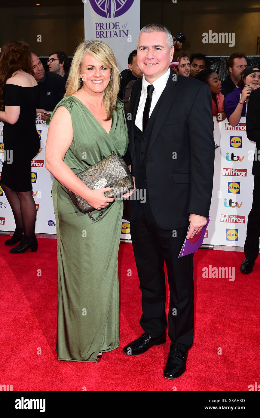 Sally Lindsay arriving for The Pride of Britain Awards 2015, at Grosvenor House, Park Lane, London. PRESS ASSOCIATION Photo. Picture date: Monday September 28, 2015. See PA story Pride. Photo credit should read: Ian West/PA Wire Stock Photo