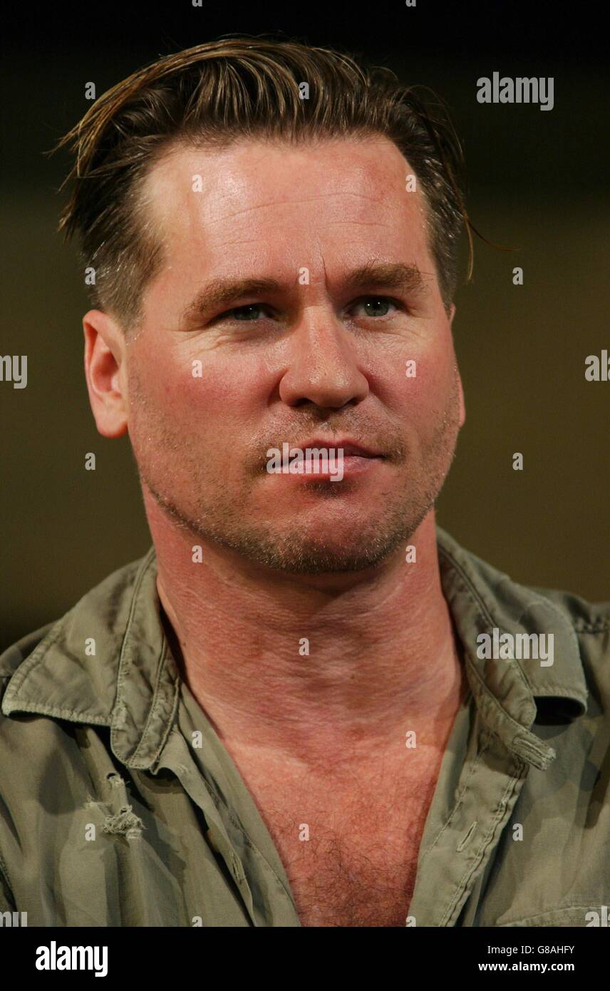 The Postman Always Rings Twice Photocall - The Playhouse Theatre. Val Kilmer as Frank Chambers. Stock Photo