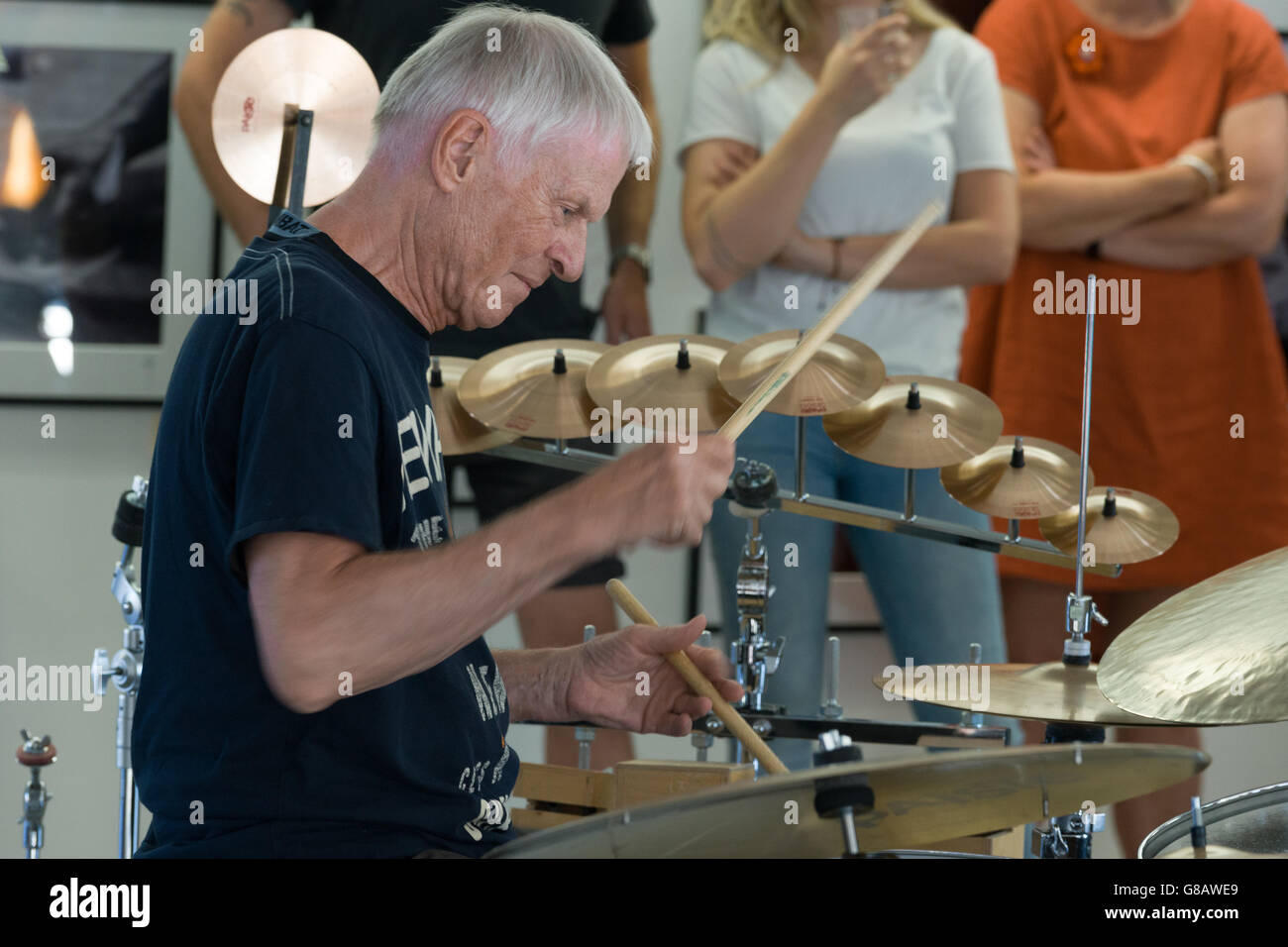 Jazz drum battle, Danish jazz drummer Alex Riel Stock Photo - Alamy