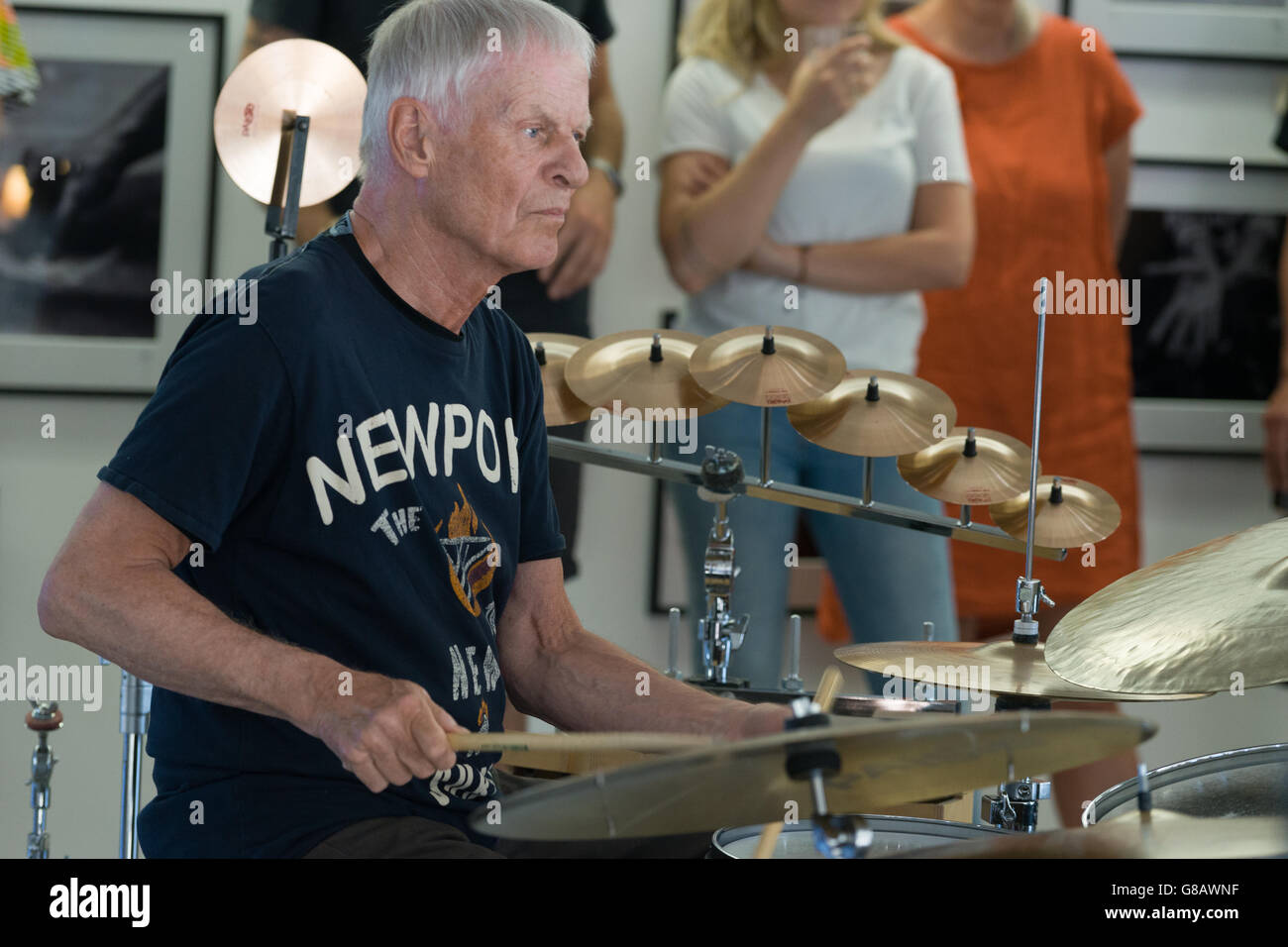 Jazz drum battle, Danish jazz drummer Alex Riel Stock Photo - Alamy