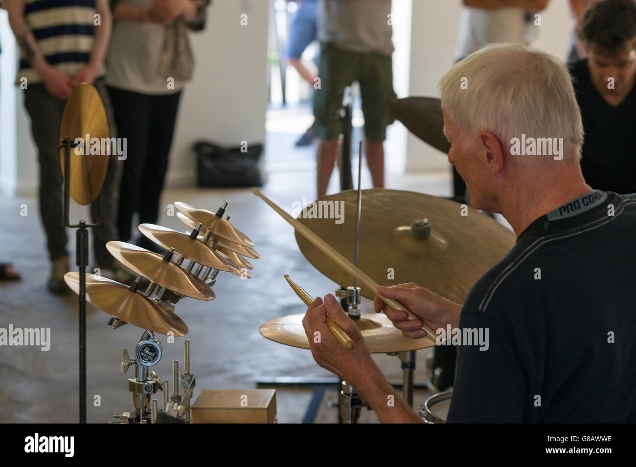 Jazz drum battle, Danish jazz drummers Alex Riel and Stefan Pasborg ...