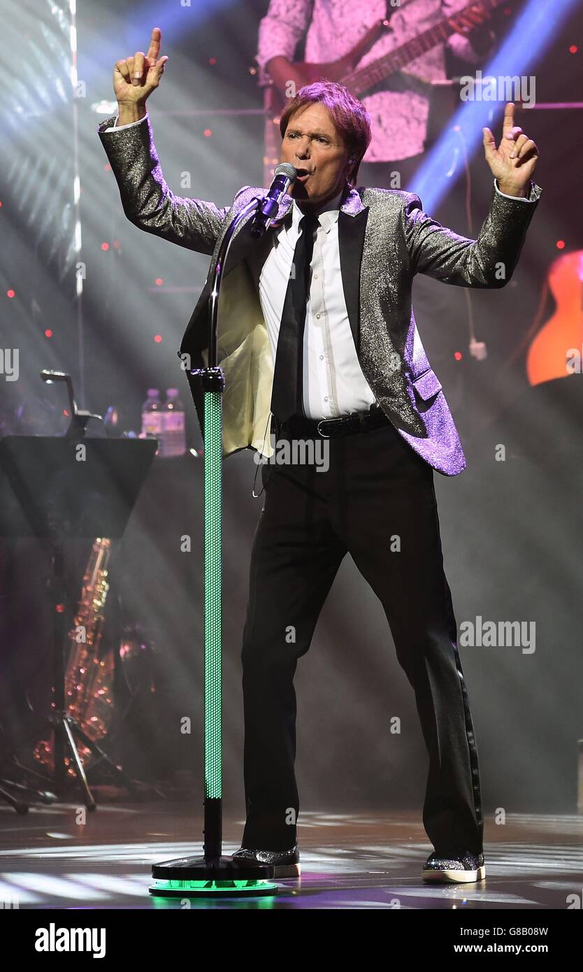 Cliff Richard 75th Birthday Tour - Birmingham Stock Photo - Alamy