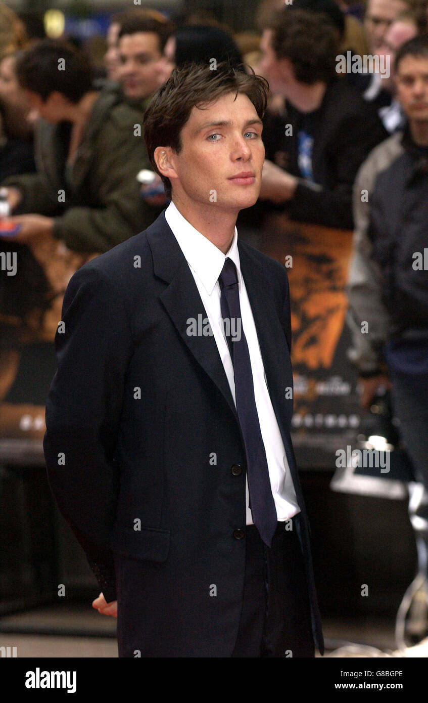 Batman Begins European Premiere - Odeon Leicester Square. Star of the film Cillian  Murphy Stock Photo - Alamy