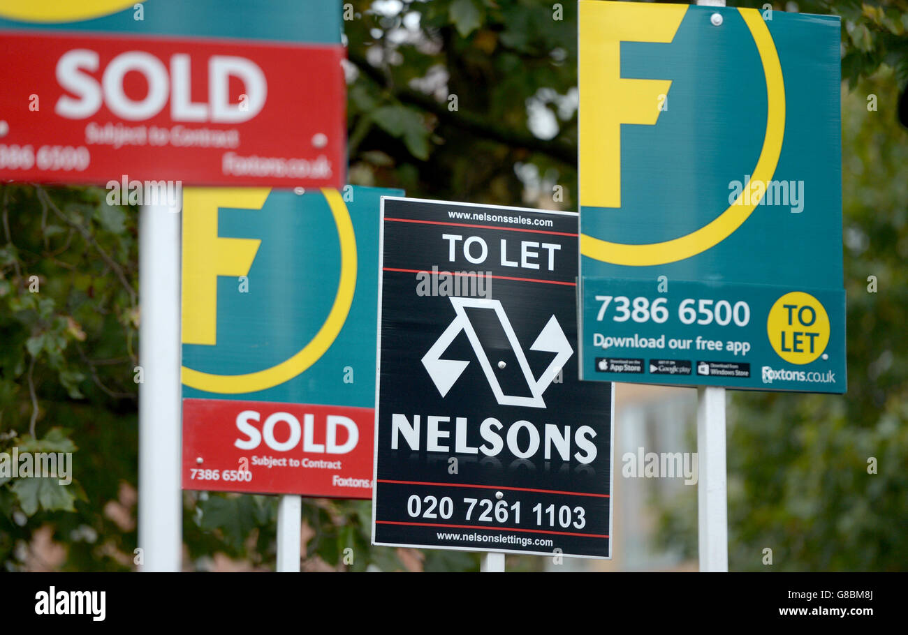 Estate Agents Signs High Resolution Stock Photography and Images Alamy