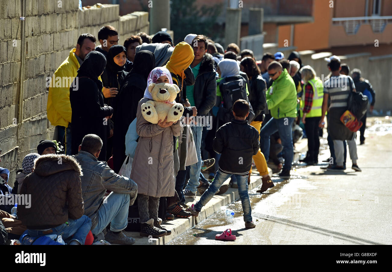 Wait in miratovac for transport to refugee centre in presevo hi-res stock  photography and images - Alamy