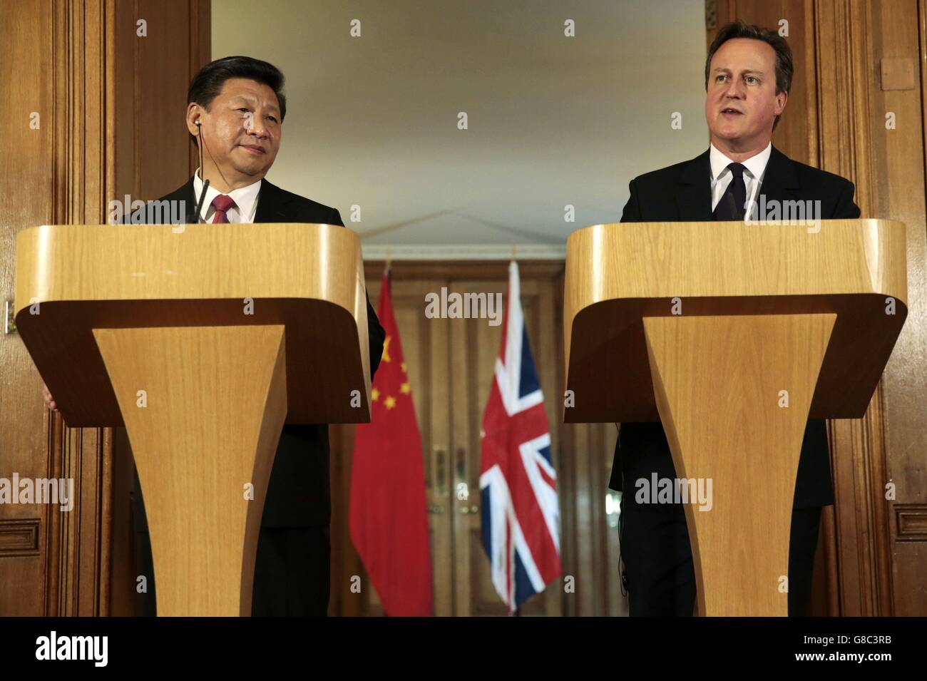 China's President Xi Jinping and Prime Minister David Cameron attend a joint press conference in 10 Downing Street, in central London on the second day of his state visit to the UK. Stock Photo