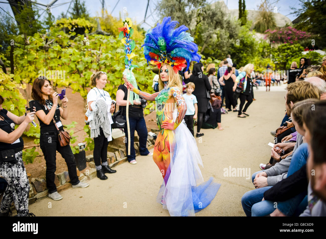Eden project art rainforest hires stock photography and images Alamy