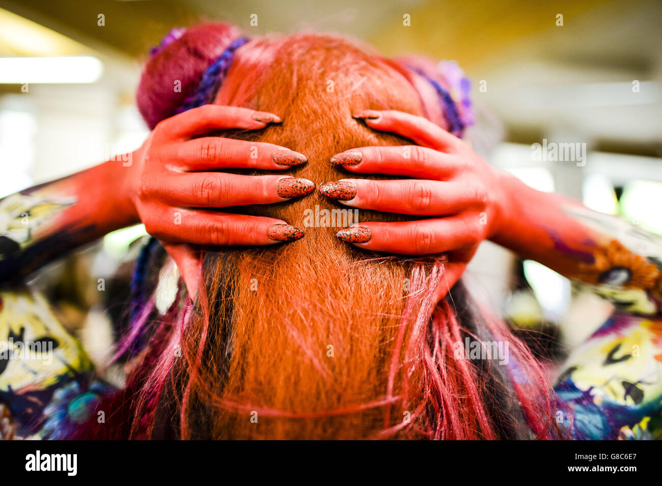 Body painting hi-res stock photography and images - Page 5 - Alamy