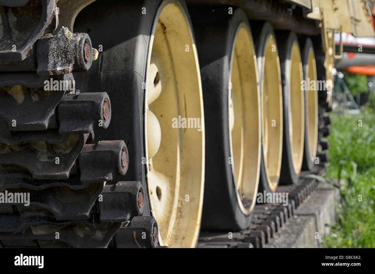 Tank tread hires stock photography and images Alamy