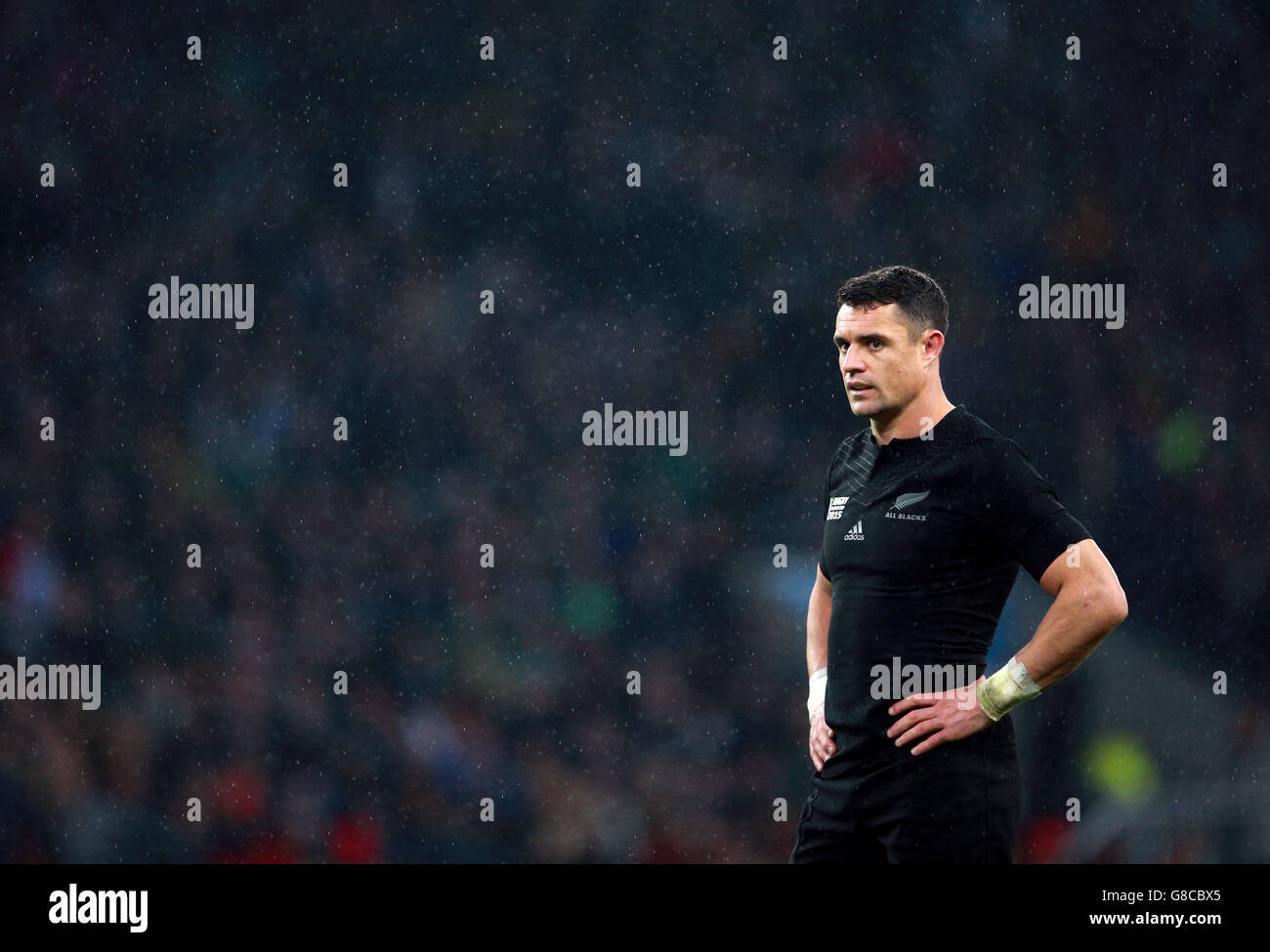 New Zealand's Dan Carter during the Rugby World Cup, Semi Final at Twickenham Stadium, London. PRESS ASSOCIATION Photo. Picture date: Saturday October 24, 2015. See PA story RUGBYU South Africa. Photo credit should read: David Davies/PA Wire. Stock Photo