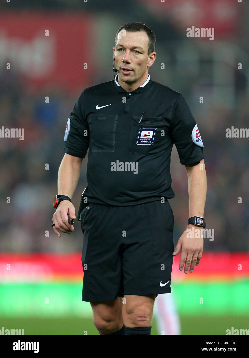 Fourth referee hi-res stock photography and images - Alamy