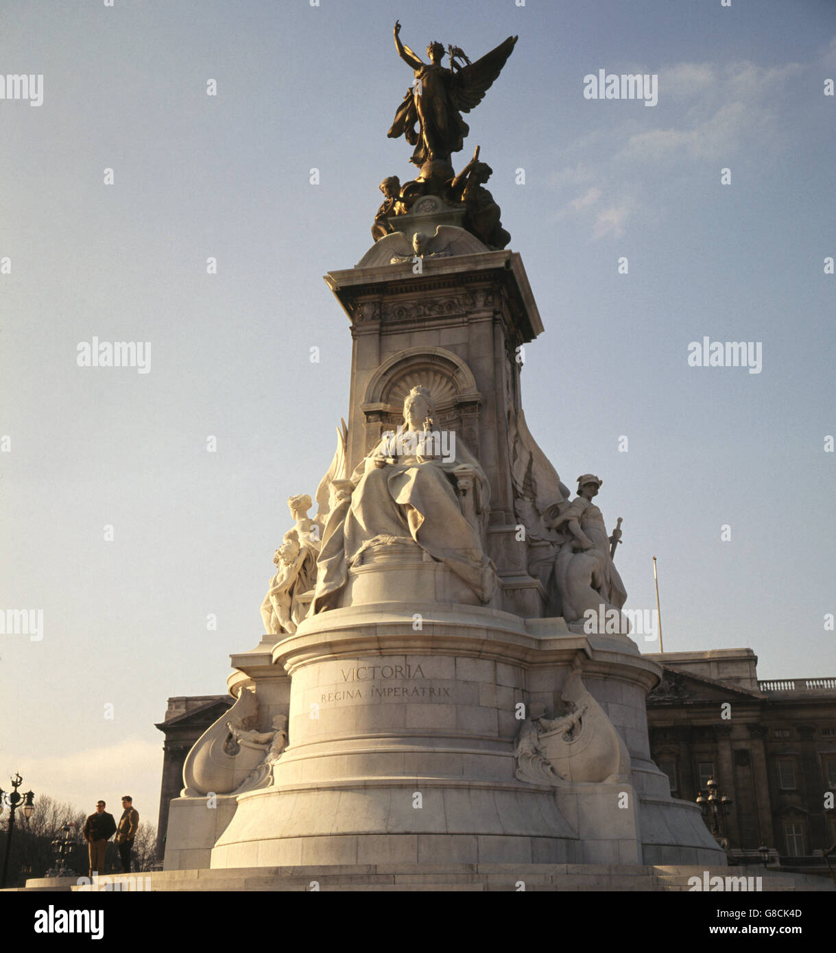 London Scenes - Victoria Memorial - The Mall Stock Photo