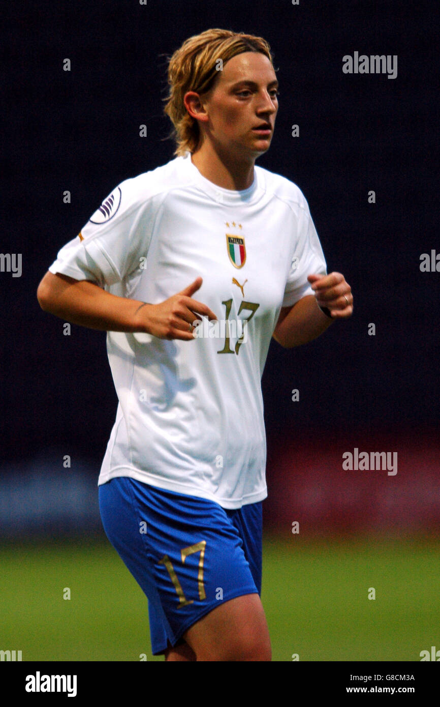 Soccer - UEFA European Women's Championship 2005 - Group B - France v Italy - Deepdale Stock Photo