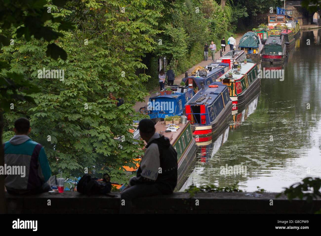 Narrow boats moored at the mouth of the Islington Tunnel, London's Regent's Canal view from the Colebrook Row entrance, Islington, London, England, UK Stock Photo