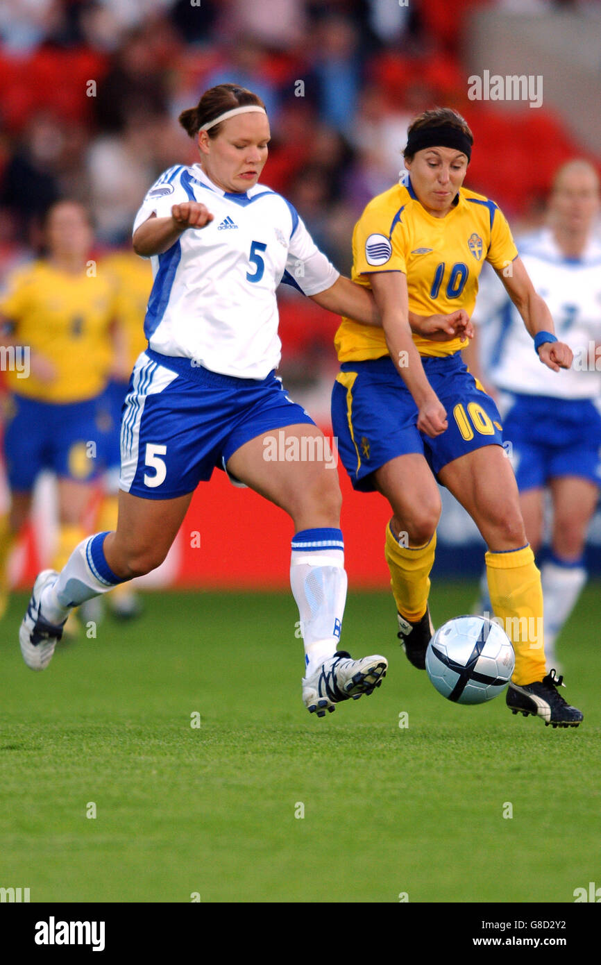 Soccer - UEFA European Women's Championship 2005 - Group A - Sweden v Finland - Bloomfield Road Stock Photo
