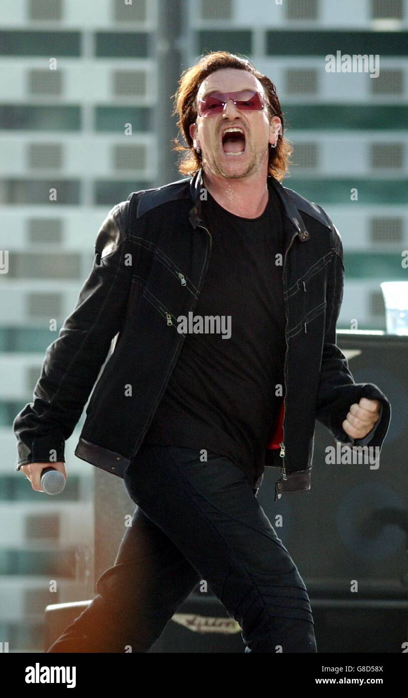 U2 Concert, Twickenham Stadium. Bono from Irish rock group U2 performs onstage. Stock Photo