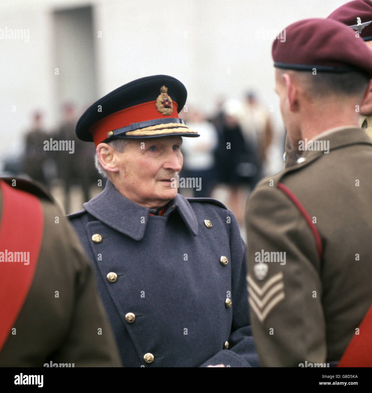 Field Marshall The Viscount Montgomery of Alamein inspects paratroopers as he opens the Parachute Regiment and Airborne Forces Museum at Browning Barracks, Aldershot. Stock Photo