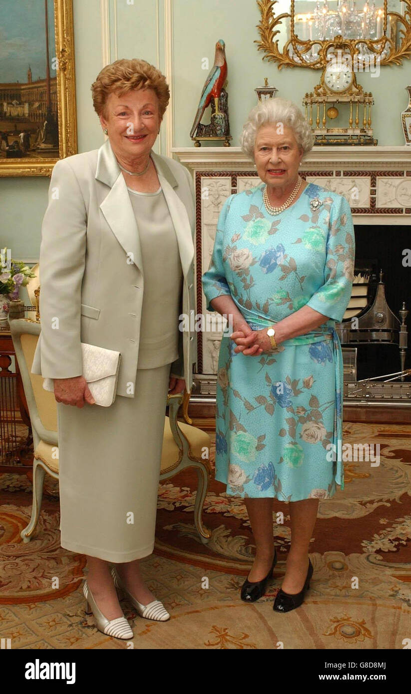 Queen receives Marjorie Jackson-Nelson - Buckingham Palace Stock Photo ...