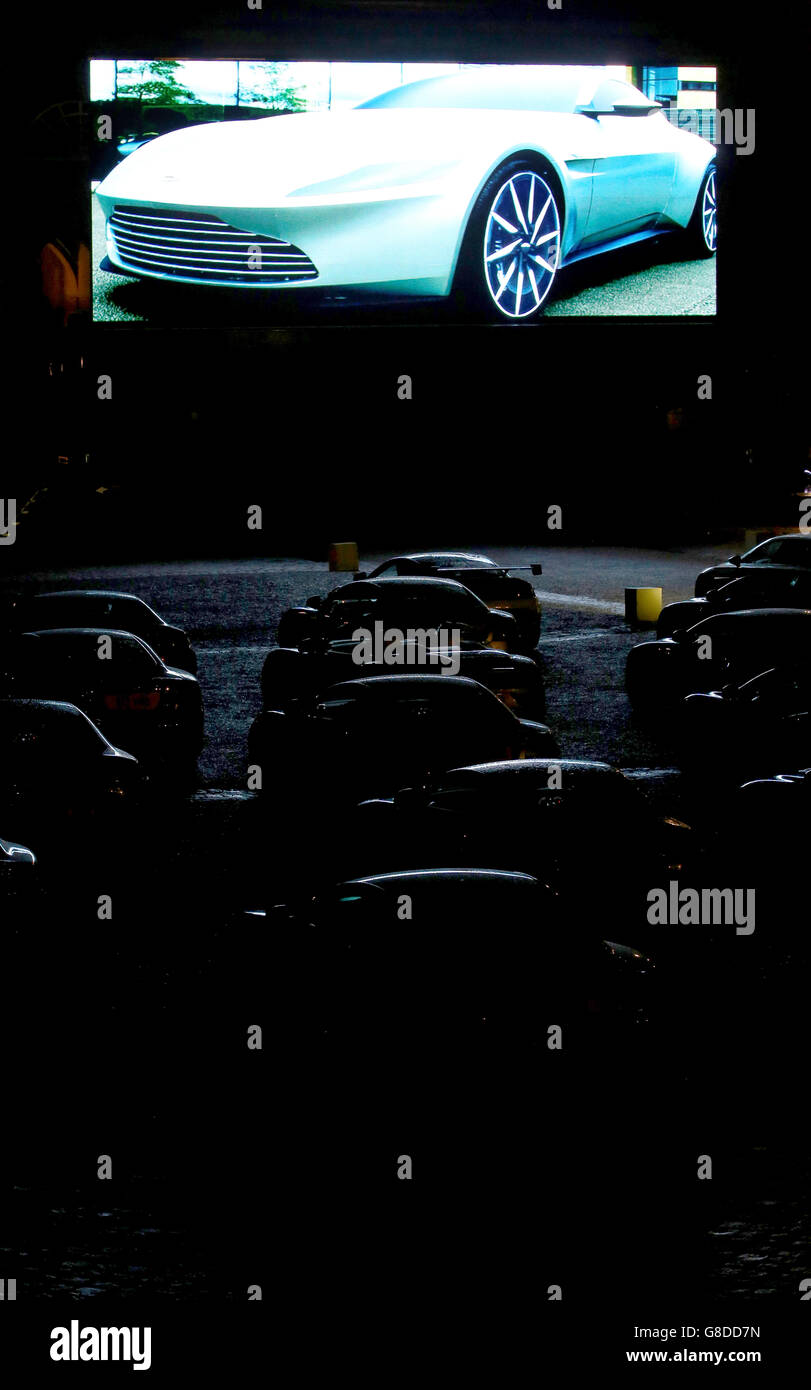 Spectre james bond blenheim hires stock photography and images Alamy