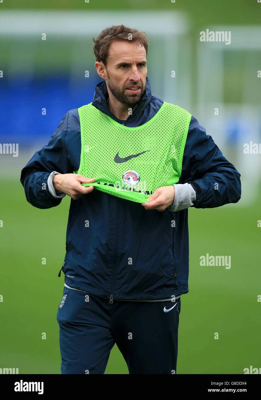 England Under-21 manager Gareth Southgate during a training session at St George's Park, Burton. PRESS ASSOCIATION Photo. Picture date: Monday November 9, 2015. See PA story SOCCER England U21. Photo credit should read: Mike Egerton/PA Wire. Stock Photo
