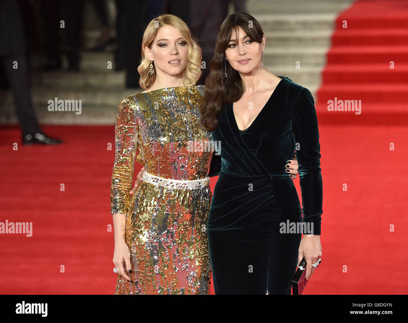 French actress Lea Seydoux, center, is interviewed during the premiere for  her movie 007: Spectre in Beijing, China, 12 November 2015 Stock Photo -  Alamy