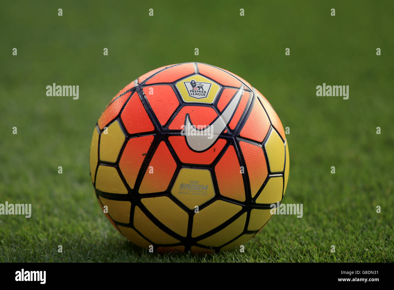 General view of nike ordem pl official premier league football hi-res stock  photography and images - Alamy