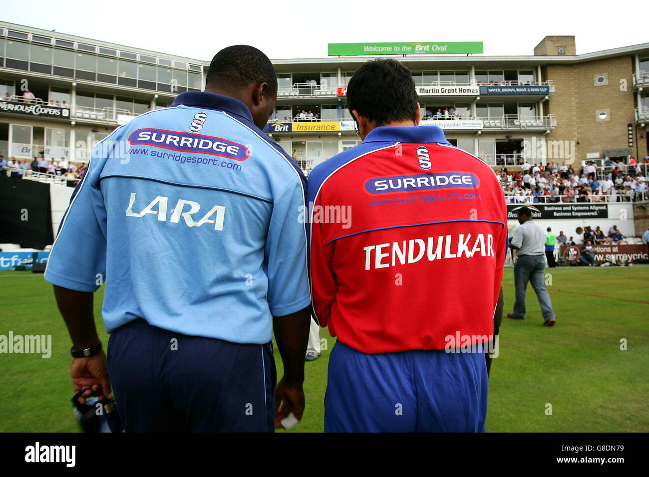 Cricket - International Twenty20 - Asia XI v International XI - The Brit Oval. Brian Lara (l) and Sachin Tendulkar at the Brit Oval Stock Photo