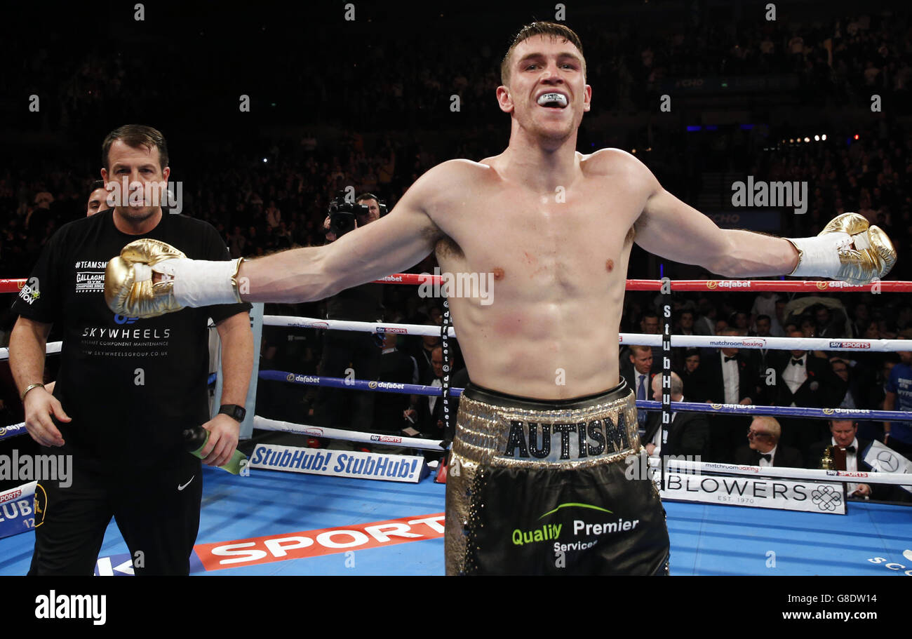 Callum Smith celebrates after beating Rocky Fielding in their Vacant ...