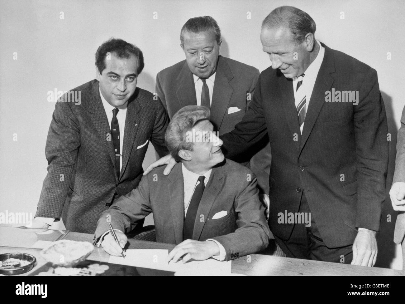 Soccer - League Division One - Denis Law Signs For Manchester United Stock Photo
