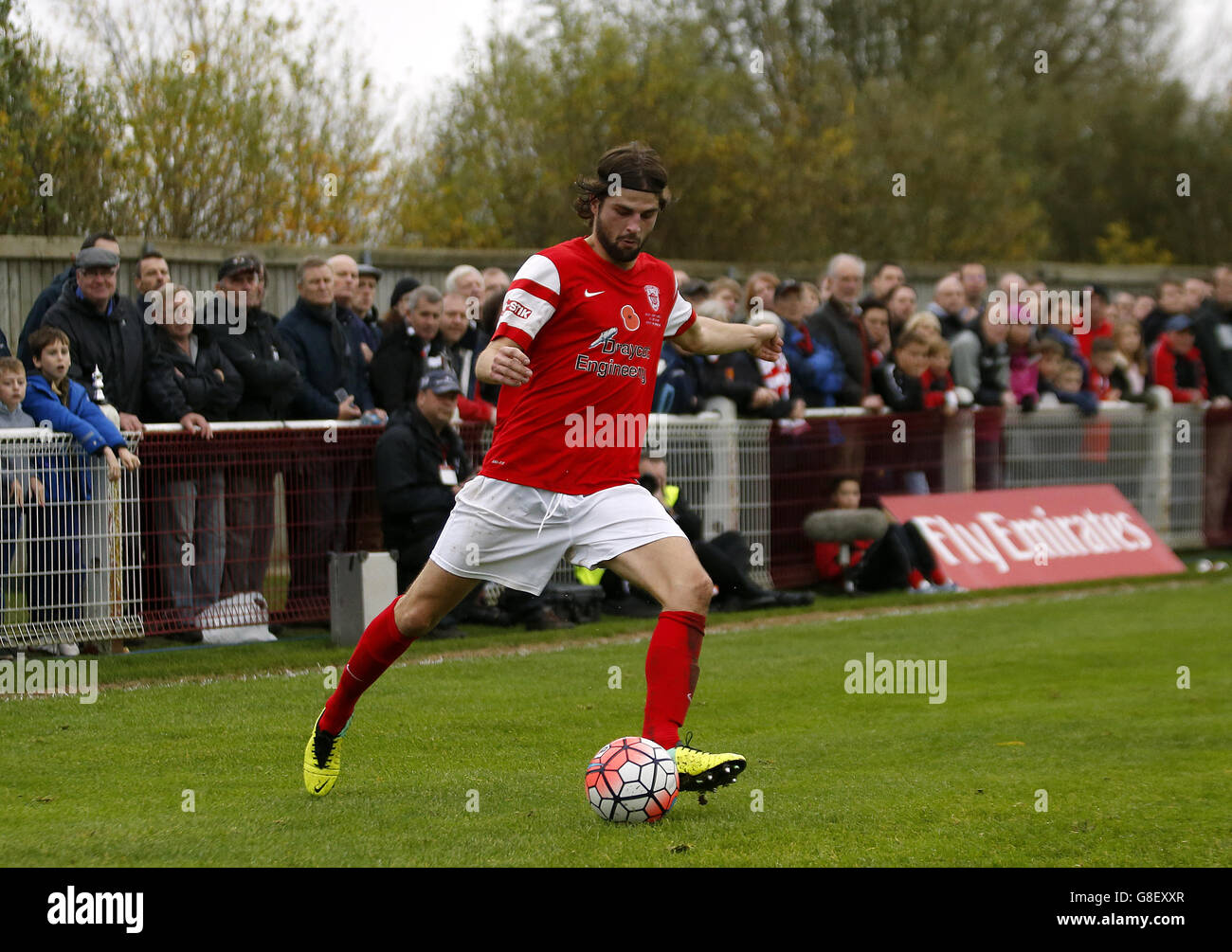 Soccer - Emirates FA Cup - First Round - Didcot Town v Exeter City - Loop Meadow Stadium Stock Photo