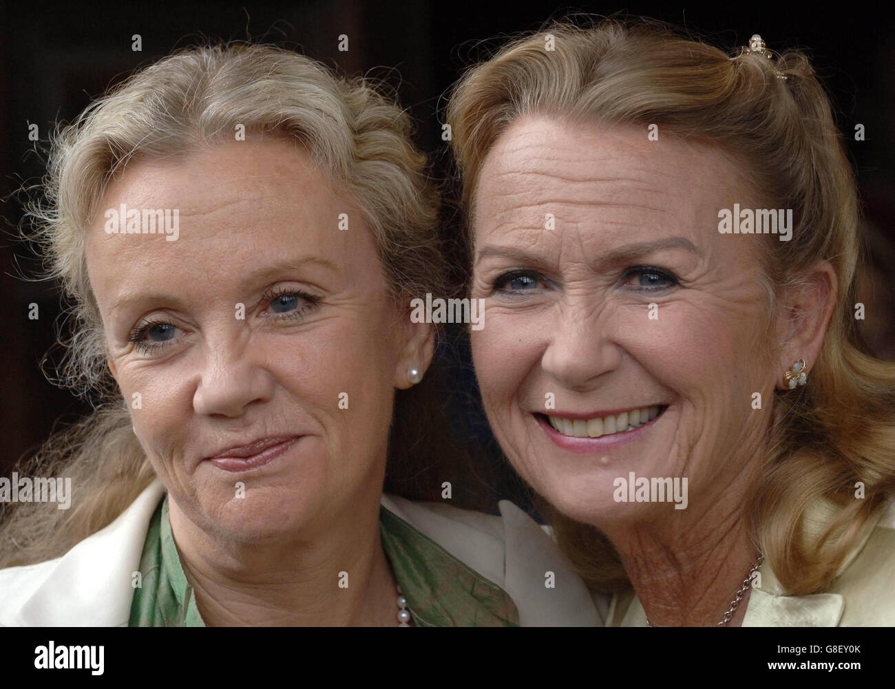 Hayley and Juliet Mills attend the memorial service of their father. Mills, who graced stage and screen for more than 60 years, died in his home in Denham, Buckinghamshire at the age of 97. Stock Photo